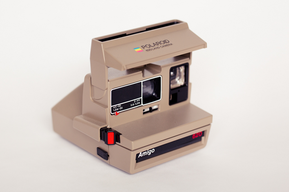 Polaroid 600 Land Camera Amigo 620